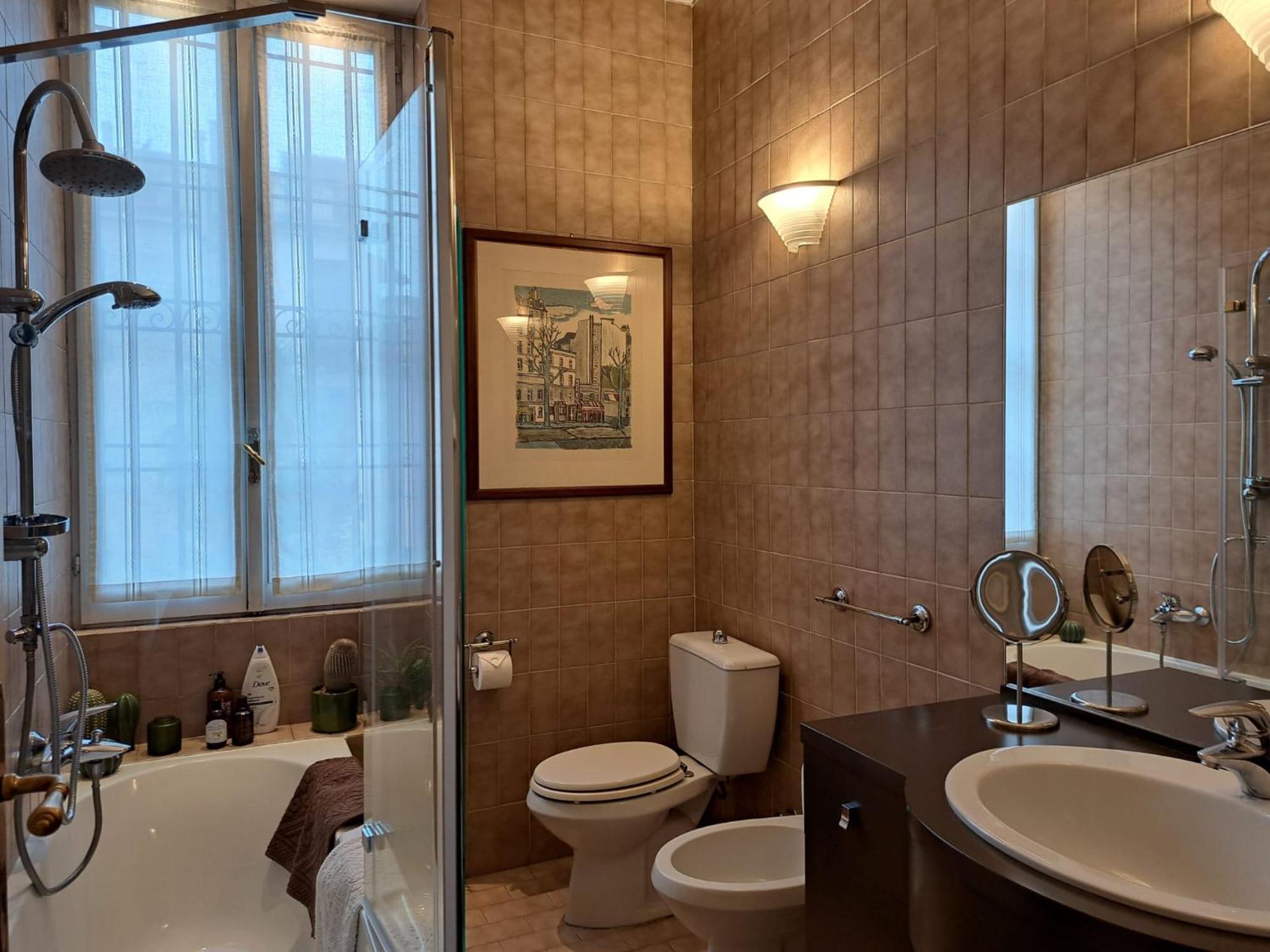 Casa Mari - Free Secure Parking, Breakfast, Private Bathroom, Wifi, Garden, Aircon, 3 Min Walk To Metro And Train Station Milano Dış mekan fotoğraf